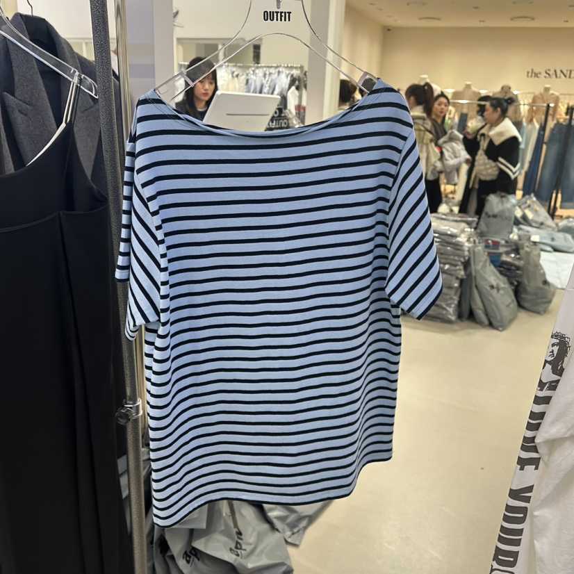 OUTFIT韓國直郵㊣東大門實拍女裝新品推薦時尚熱賣休閑人氣T恤OUTFITT恤
