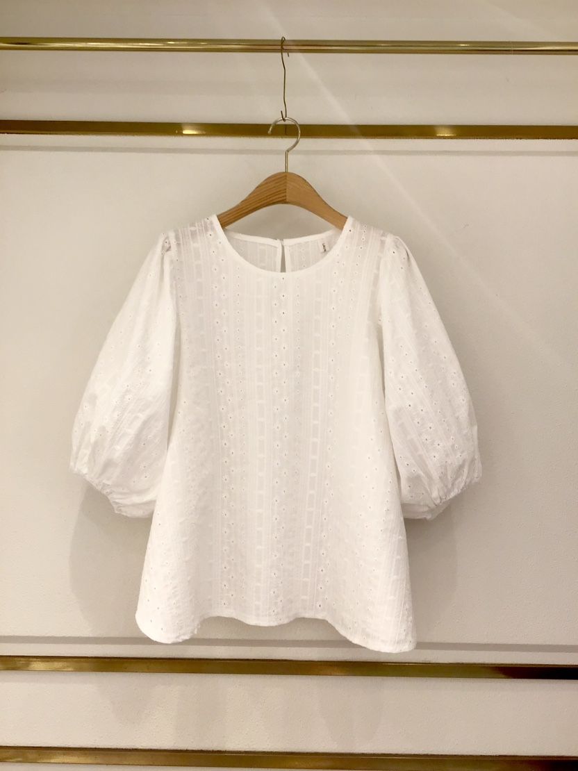 LAUNDRY韓國直郵女士新品人氣25春夏推薦職業襯衫蕾絲衫刺繡LAUNDRY襯衫/蕾絲衫