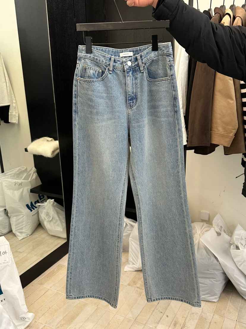 MOANI東大門直郵女士新品真品25春夏職業時尚推薦牛仔褲喇叭MOANI牛仔褲