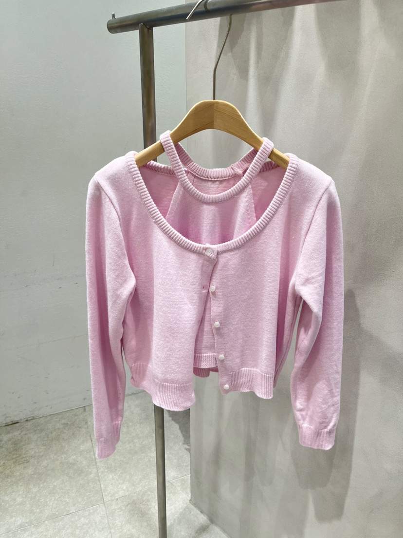 EVERCOMMERCE METICULOUSLY DESIGNED韓國直郵㊣東大門實拍女裝新款人氣套裝開衫EVERCOMMERCE METICULOUSLY DESIGNED套裝