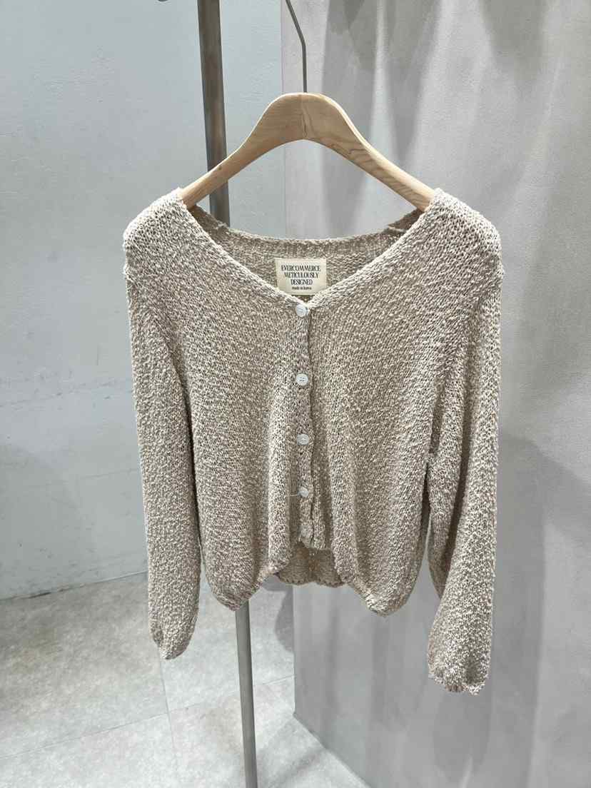 EVERCOMMERCE METICULOUSLY DESIGNED東大門代購女裝新品時尚針織衫EVERCOMMERCE METICULOUSLY DESIGNED針織衫