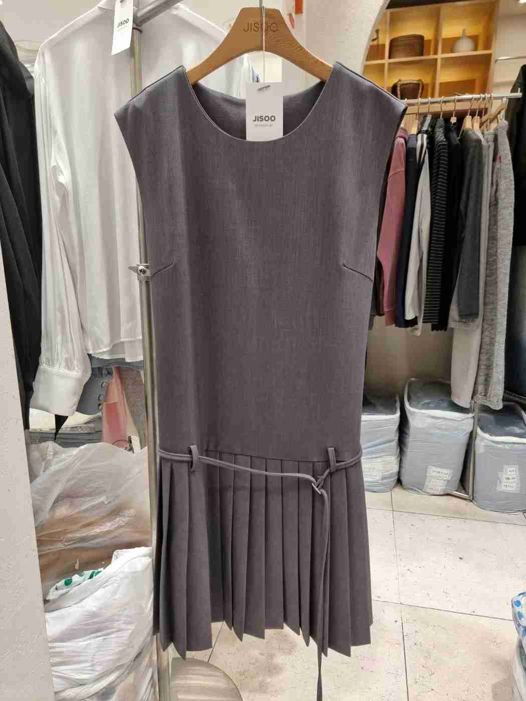 JISOO東大門代購女裝新品休閑職業熱賣連衣裙含腰繩腰帶褶皺JISOO連衣裙