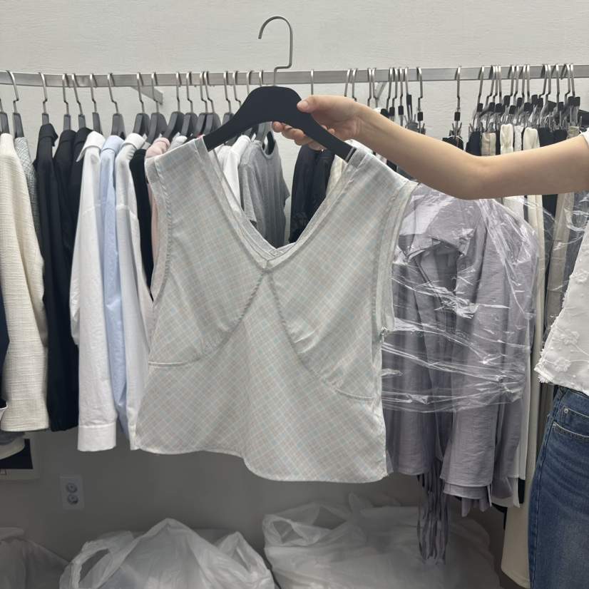 MOANA韓國直郵女裝新款推薦人氣休閑時尚真品25春夏吊帶背心MOANA吊帶/背心