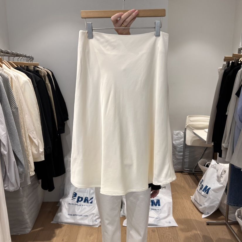 OUR-A東大門實拍女士新品時尚推薦人氣25春夏半身裙中短裙喇叭OUR-A半身裙/中短裙