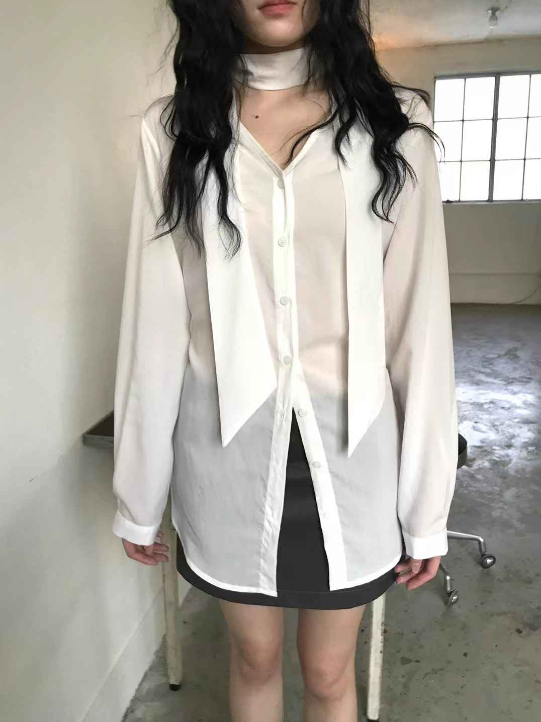 AVANDACE韓國直郵㊣東大門實拍女裝新款時尚襯衫蕾絲衫含脖帶AVANDACE襯衫/蕾絲衫