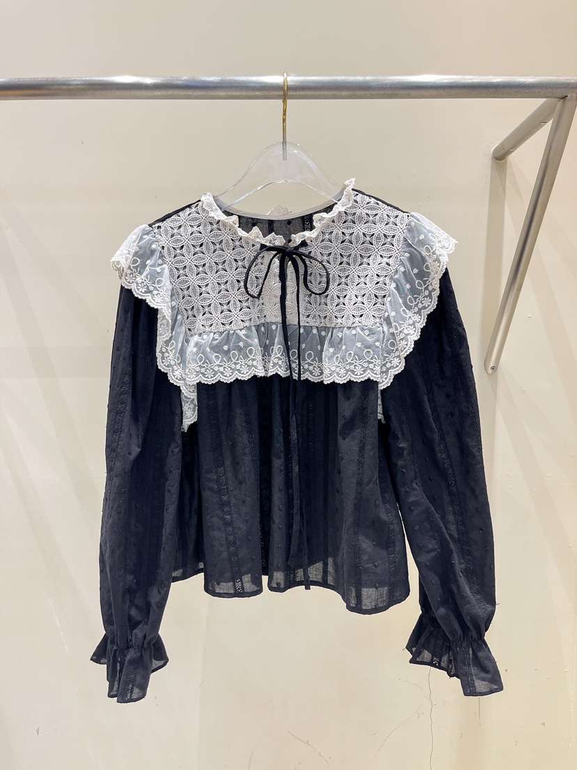 81 MARKET-L東大門直郵女裝新款真品熱賣時尚人氣襯衫蕾絲衫81 MARKET-L襯衫/蕾絲衫