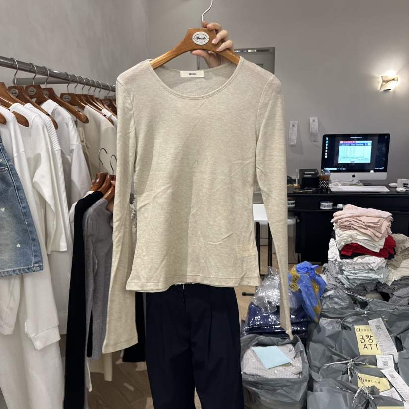 BRUSH-P東大門實拍女士新款熱賣真品時尚休閑職業推薦長袖T恤BRUSH-P長袖T恤