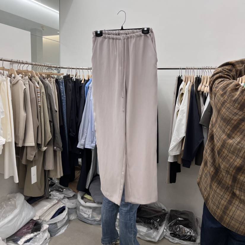 IDEE-A東大門直郵女裝新品人氣真品25春夏時尚推薦熱賣休閑褲IDEE-A休閑褲