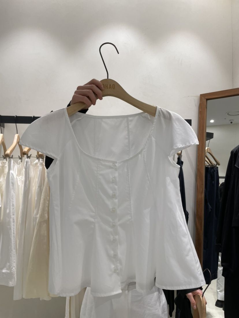 OHAO東大門直郵女士新品真品時尚人氣25春夏熱賣襯衫蕾絲衫OHAO/HA MONG襯衫/蕾絲衫