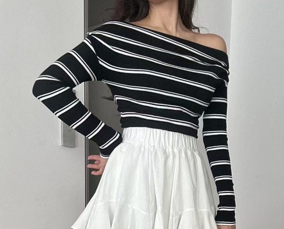 BLACK LINE直郵韓國代購㊣女裝新品人氣推薦時尚休閑長袖T恤BLACK LINE長袖T恤