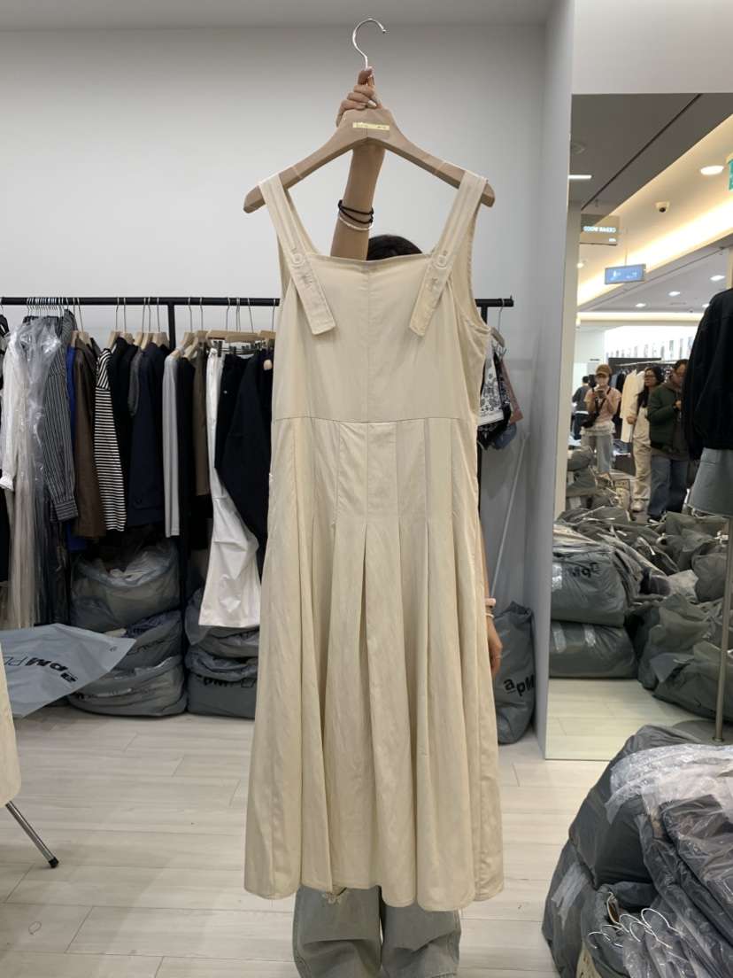CEDARWOOD韓國直郵㊣東大門實拍女裝新品人氣熱賣連衣裙褶皺CEDARWOOD連衣裙
