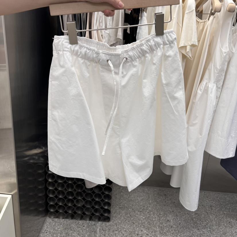VELVET UNDERGROUND東大門實拍女士新品推薦人氣25春夏短褲VELVET UNDERGROUND短褲