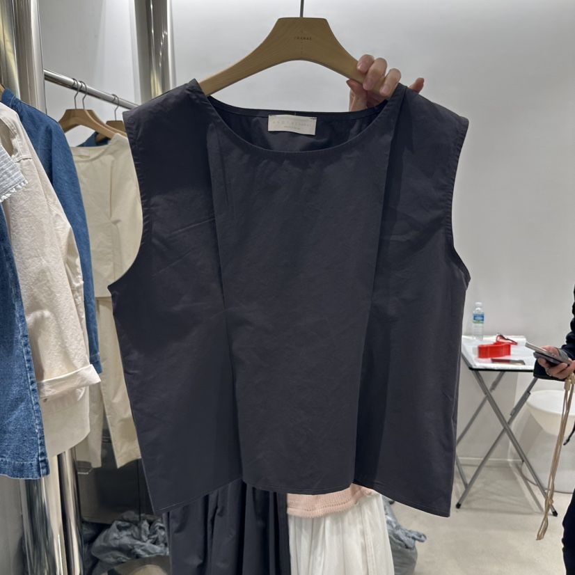 AHOY東大門直郵女裝新品推薦熱賣人氣25春夏休閑真品吊帶背心AHOY吊帶/背心