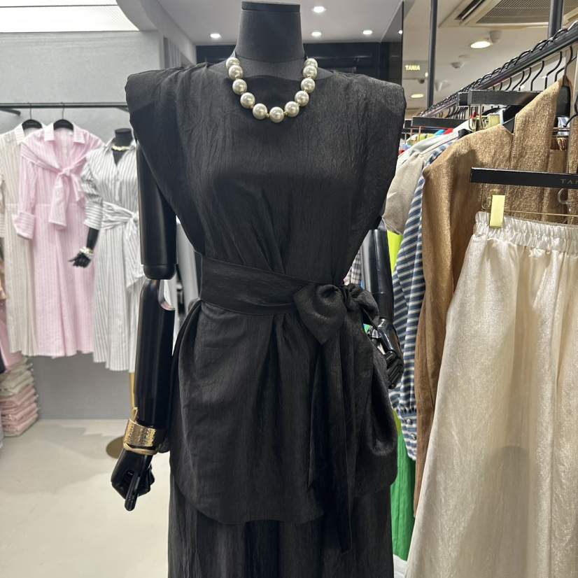 CLOP直郵韓國代購㊣女裝新款推薦時尚休閑熱賣吊帶背心含腰帶TANIA吊帶/背心