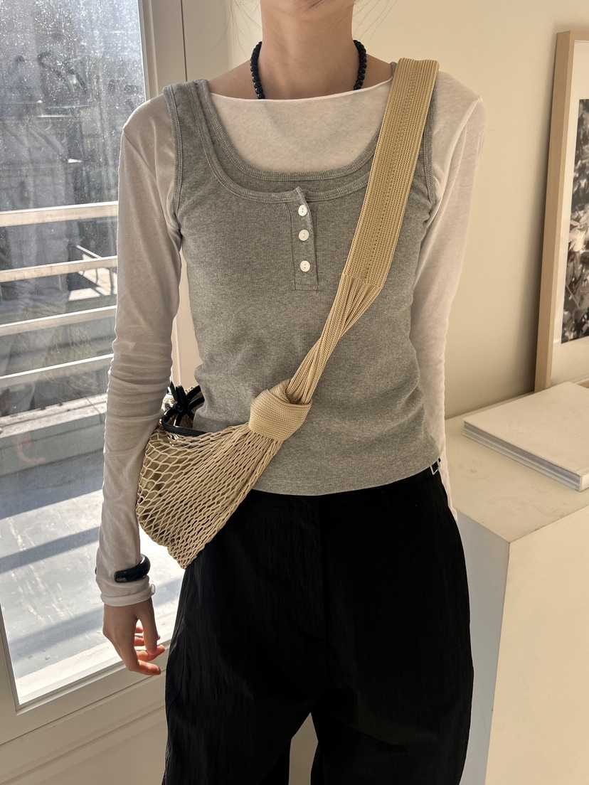 ME MO韓國直郵㊣東大門實拍女裝新款熱賣吊帶背心不含內搭ME MO吊帶/背心
