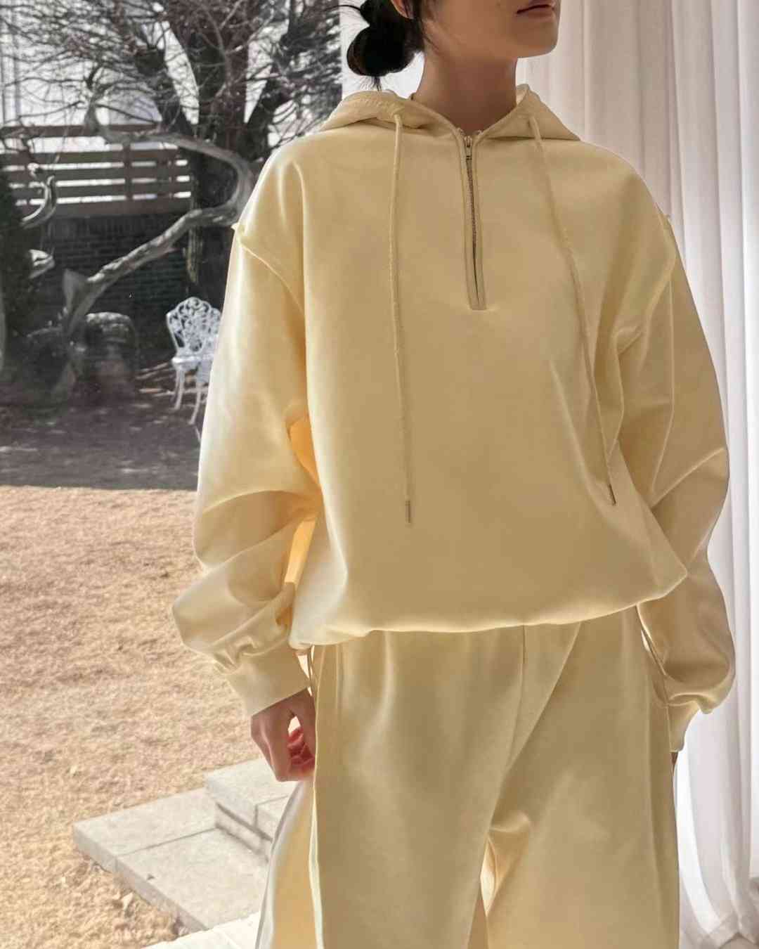 There’s韓國直郵㊣東大門實拍女裝新款人氣25春夏衛衣兜帽There’s衛衣