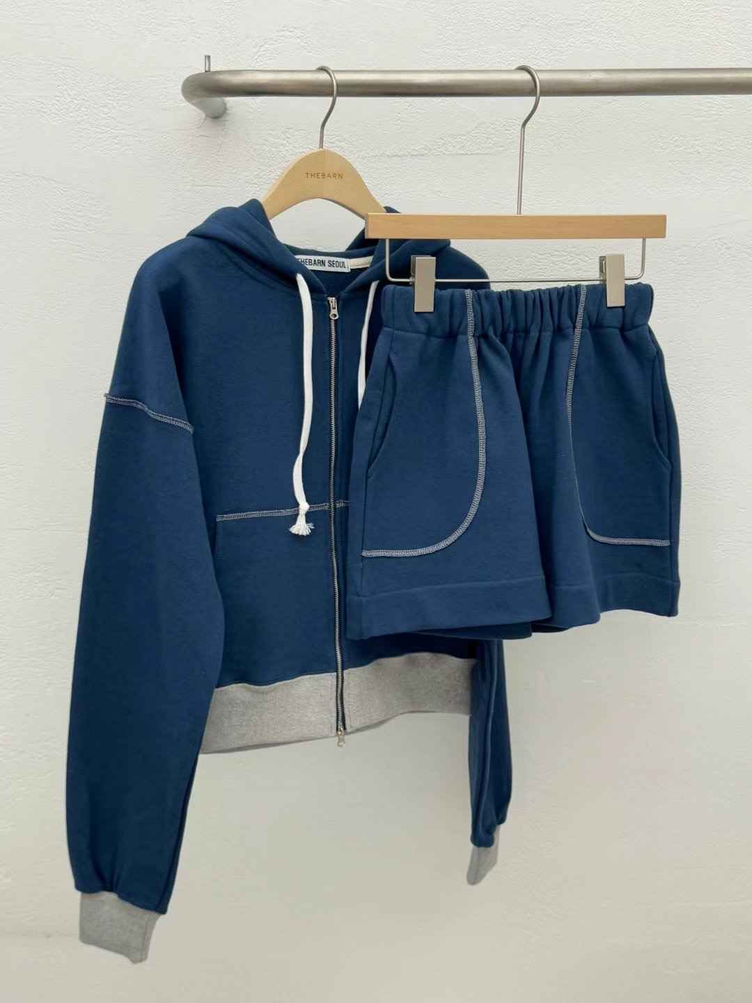 THEBARN韓國直郵㊣女裝新品休閑熱賣人氣推薦時尚25春夏套裝THEBARN套裝