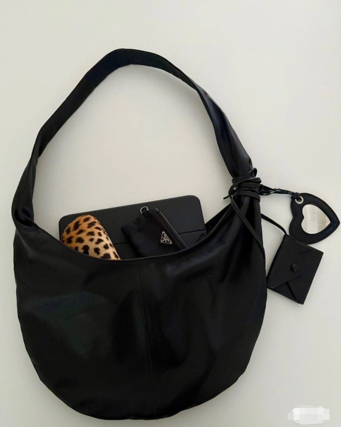 MADE-P韓國直郵㊣東大門實拍女裝新品人氣25春夏推薦手提包MADE-P手提包