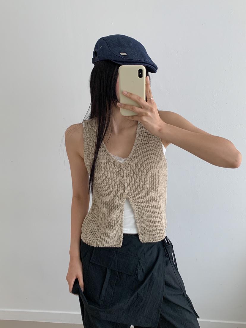 GOYOU韓國㊣直郵東大門代購女裝新款推薦時尚吊帶背心羊毛衫de goyou吊帶/背心