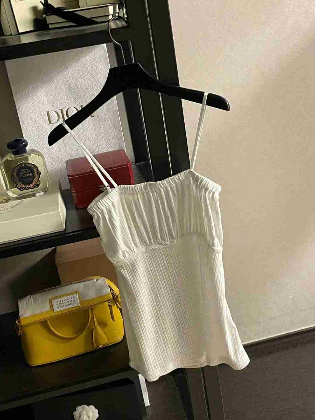 JGREY韓國直郵㊣東大門實拍女裝新品時尚休閑25春夏吊帶背心JGREY吊帶/背心