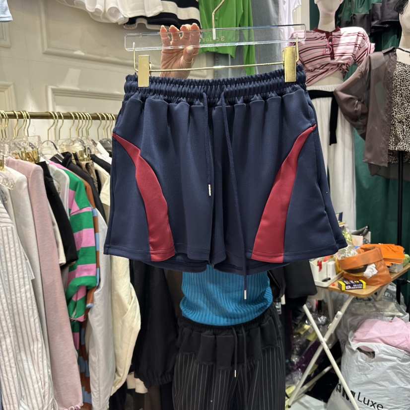 3COLOR（此品牌名稱會遭售假投訴，建議淘寶店鋪商品名稱中不要使用）直郵韓國代購㊣女裝新款25春夏短褲Three color短褲