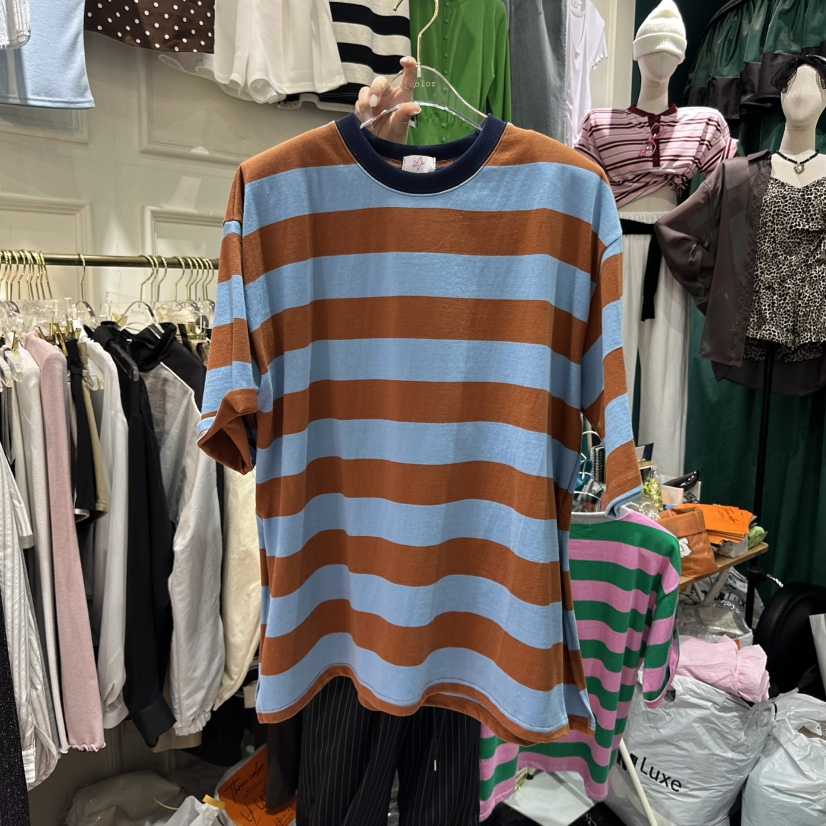 3COLOR（此品牌名稱會遭售假投訴，建議淘寶店鋪商品名稱中不要使用）韓國直郵㊣女裝新品推薦T恤Three colorT恤