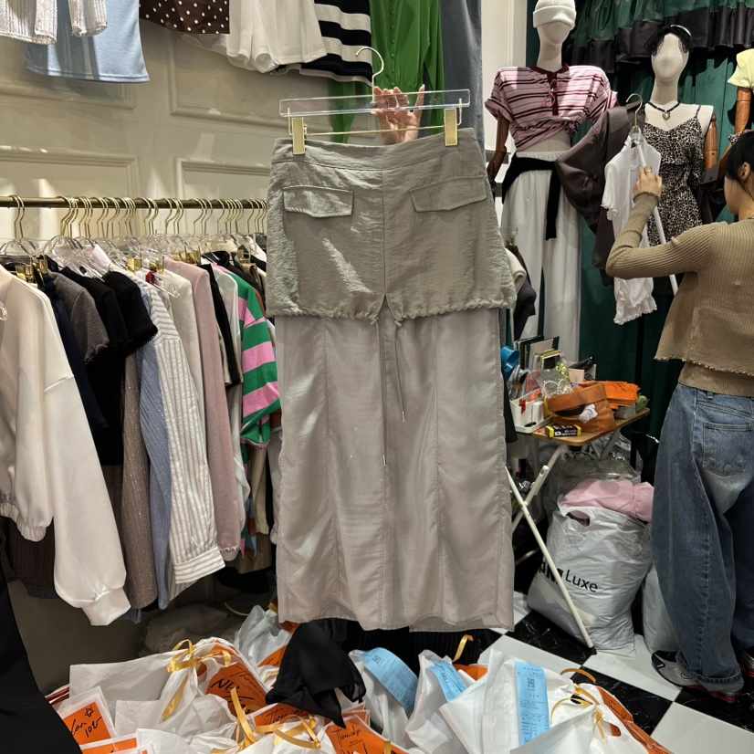 3COLOR（此品牌名稱會遭售假投訴，建議淘寶店鋪商品名稱中不要使用）直郵韓國代購㊣女裝新品人氣長裙Three color長裙