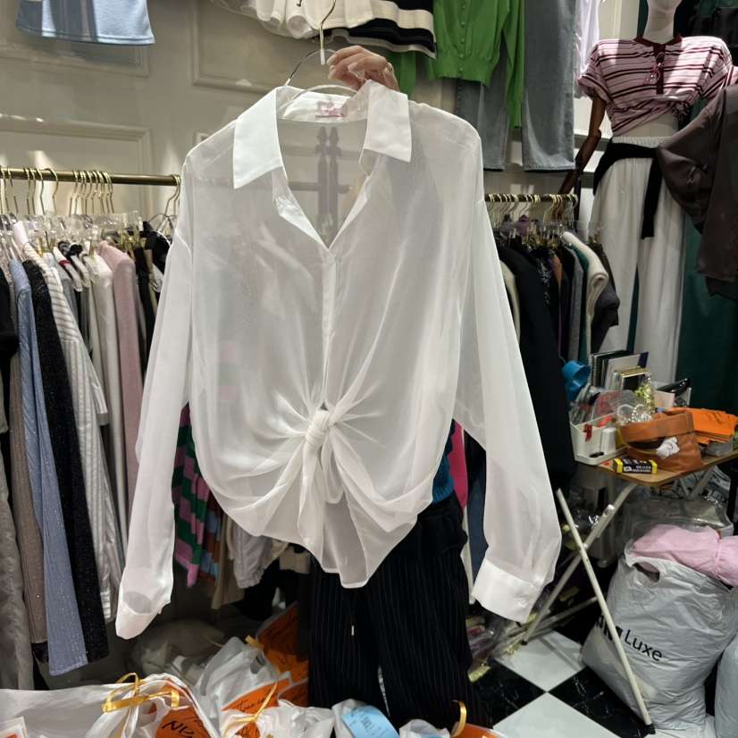 3COLOR（此品牌名稱會遭售假投訴，建議淘寶店鋪商品名稱中不要使用）韓國直郵㊣東大門實拍女裝新品休閑襯衫蕾絲衫透明Three color襯衫/蕾絲衫