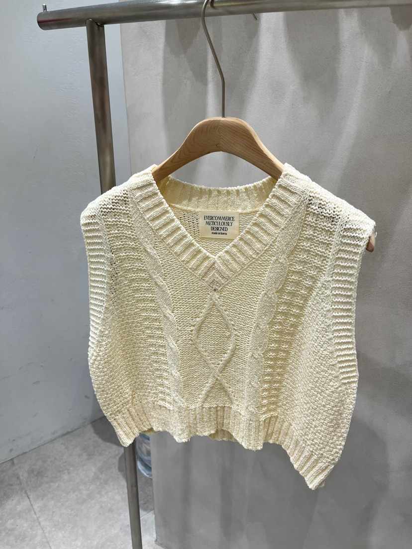 EVERCOMMERCE METICULOUSLY DESIGNED東大門實拍女裝新款時尚馬甲EVERCOMMERCE METICULOUSLY DESIGNED馬甲