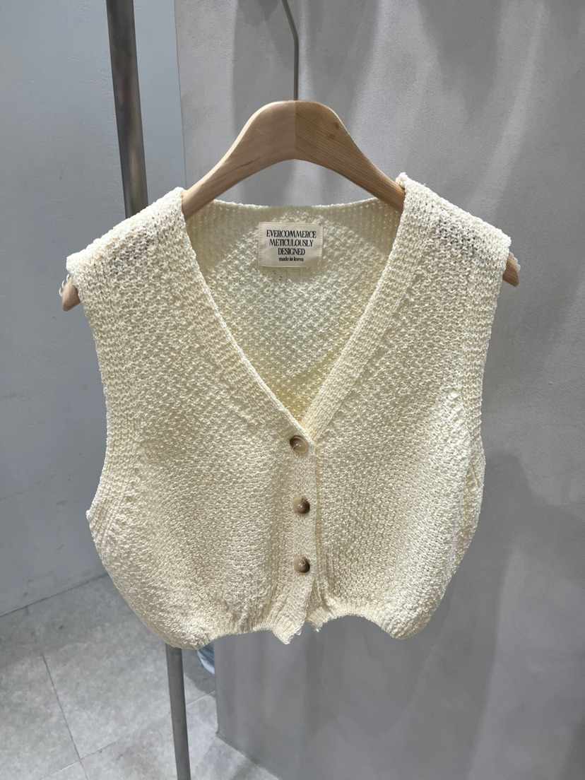 EVERCOMMERCE METICULOUSLY DESIGNED韓國直郵㊣東大門實拍女裝新品人氣馬甲EVERCOMMERCE METICULOUSLY DESIGNED馬甲