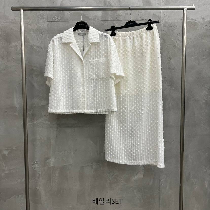 MUTE-P韓國㊣直郵東大門代購女裝新品人氣25春夏時尚套裝套裝MUTE套裝