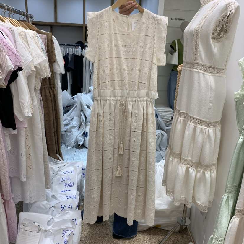 A韓國直郵㊣東大門實拍女裝新款熱賣推薦25春夏休閑時尚連衣裙A STORE連衣裙