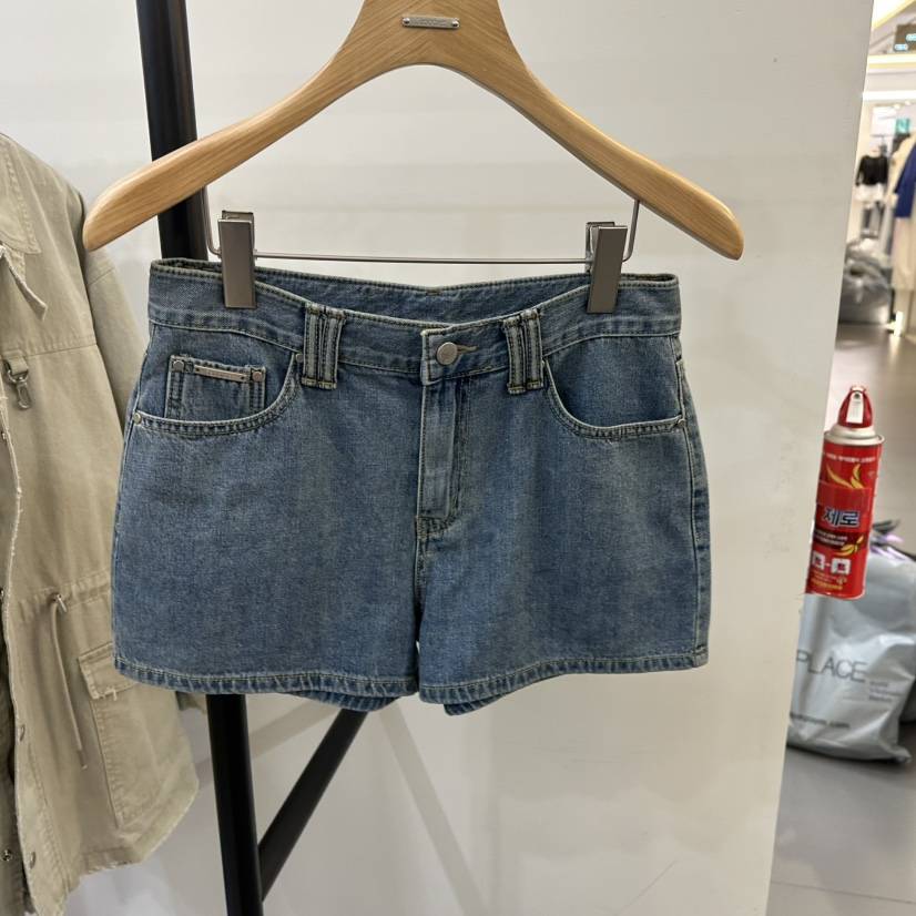 3 ANOTHER韓國直郵㊣女裝新品25春夏推薦人氣熱賣時尚短褲3 ANOTHER短褲