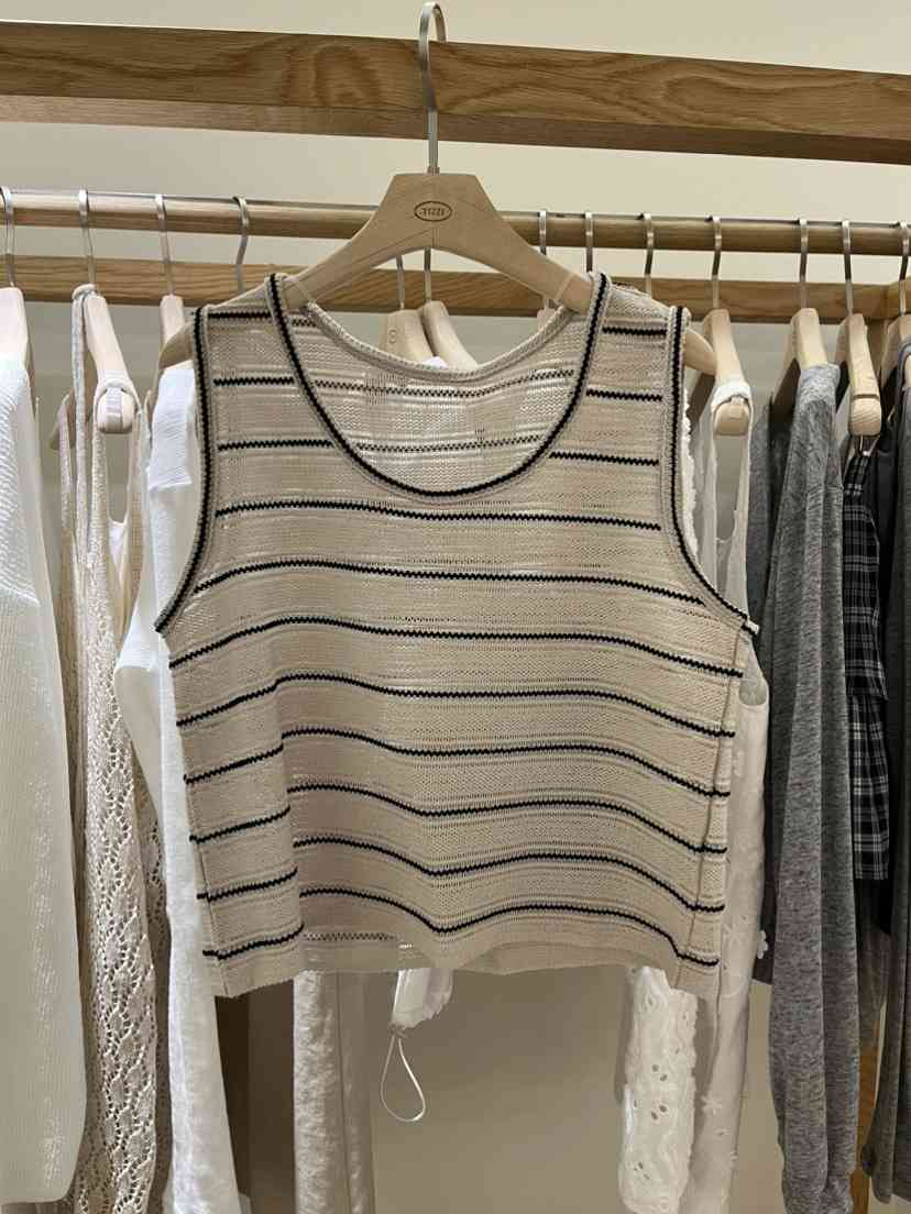 TIZZI東大門實拍女裝新品人氣時尚真品休閑職業熱賣吊帶背心TIZZI吊帶/背心