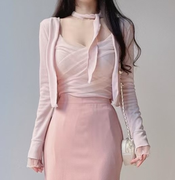 Ruhot東大門實拍女士新品時尚人氣真品25春夏休閑套裝含脖帶Ruhot套裝