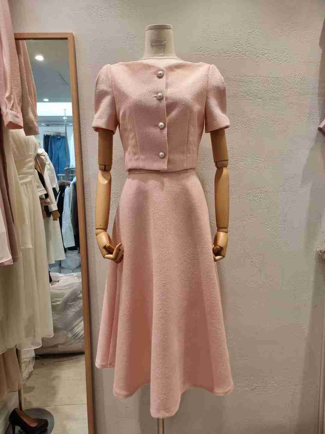 Ruhot東大門實拍女裝新品人氣真品休閑時尚職業推薦熱賣套裝Ruhot套裝