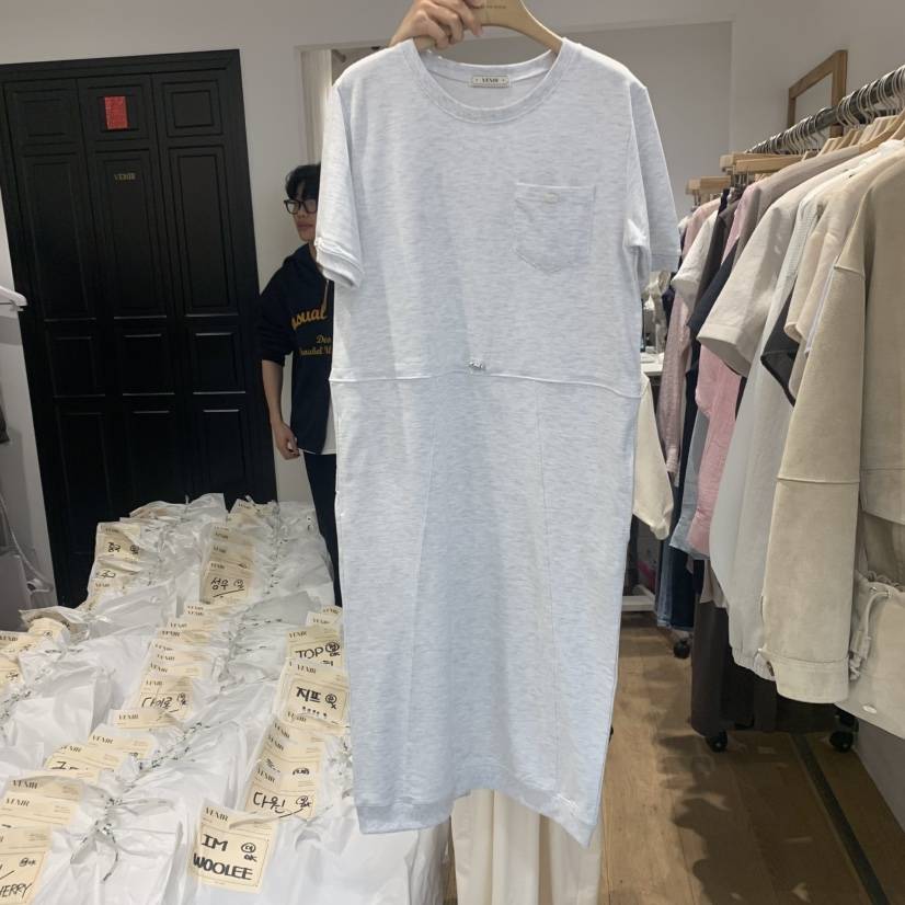 VENIR-a東大門直郵女裝新品時尚25春夏休閑人氣職業連衣裙VENIR-a連衣裙