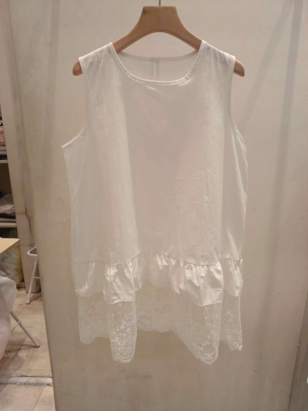 JAMES 제임스韓國代購女裝新品25春夏職業人氣吊帶背心蕾絲JAMES吊帶/背心