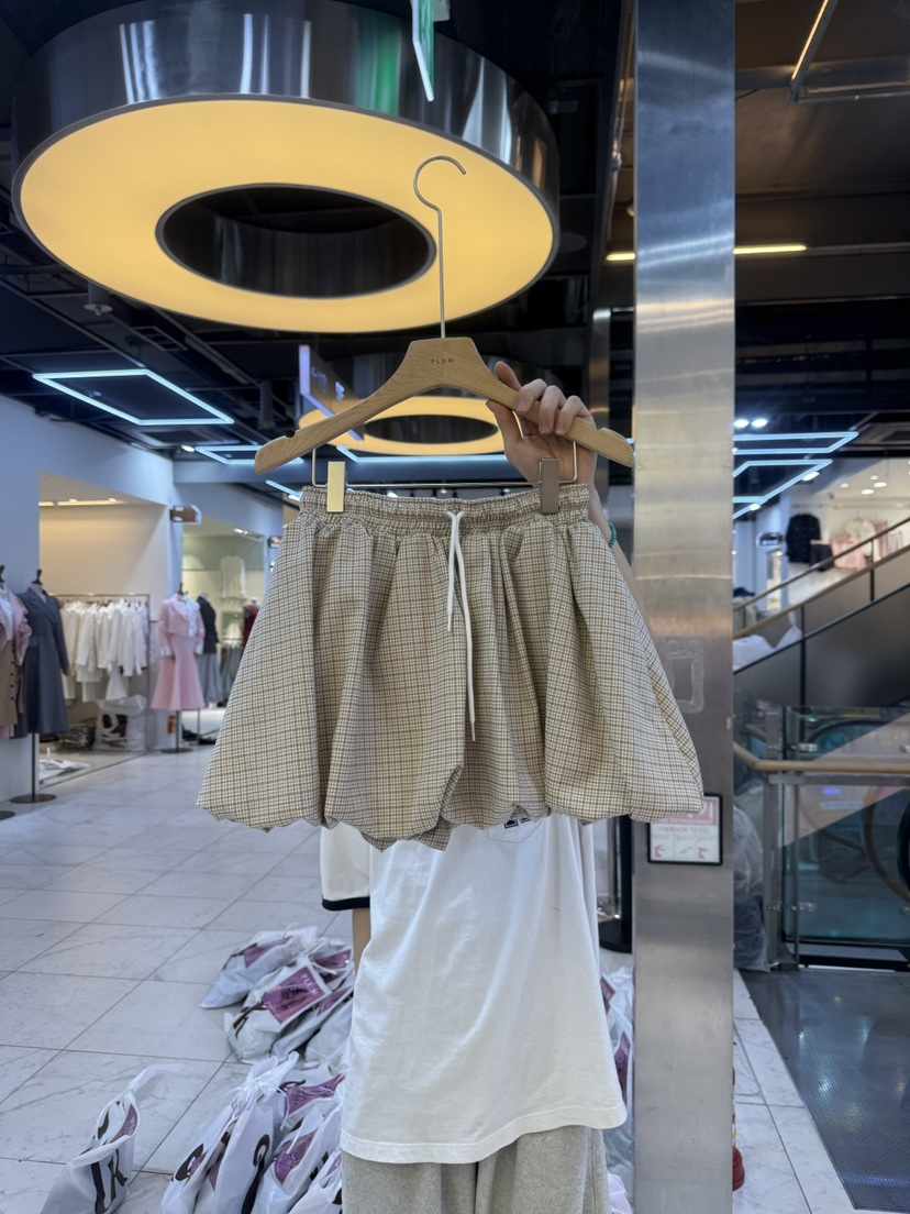 PLUM-q直郵韓國代購㊣女裝新品推薦熱賣25春夏時尚休閑短褲PLUM短褲