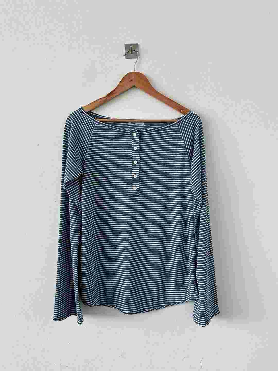 DOTNODI（無品牌標）韓國代購女裝新品真品人氣時尚長袖T恤DOTNODI長袖T恤