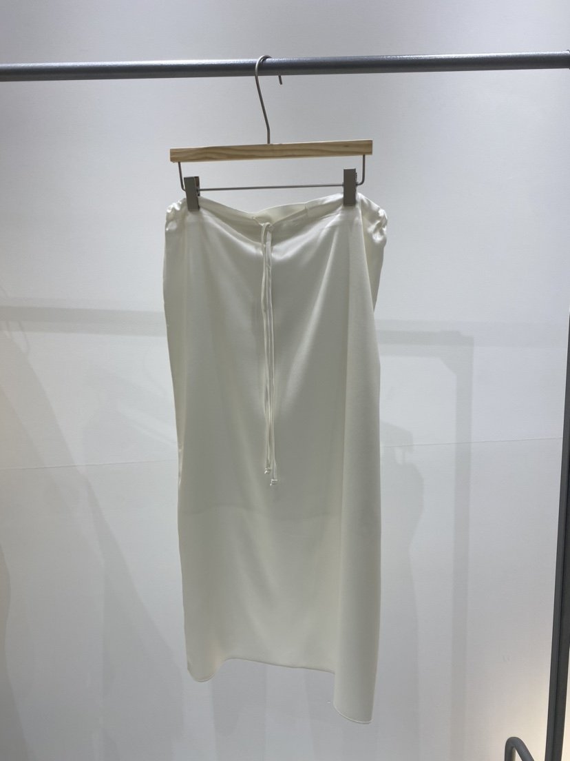 NOPROBLEM東大門代購女裝新品25春夏推薦職業時尚熱賣長裙柔軟NOPROBLEM長裙
