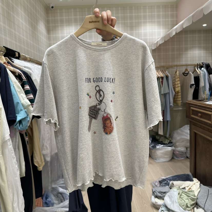 OURMOMENT東大門實拍女士新品真品推薦熱賣職業休閑時尚T恤OURMOMENTT恤