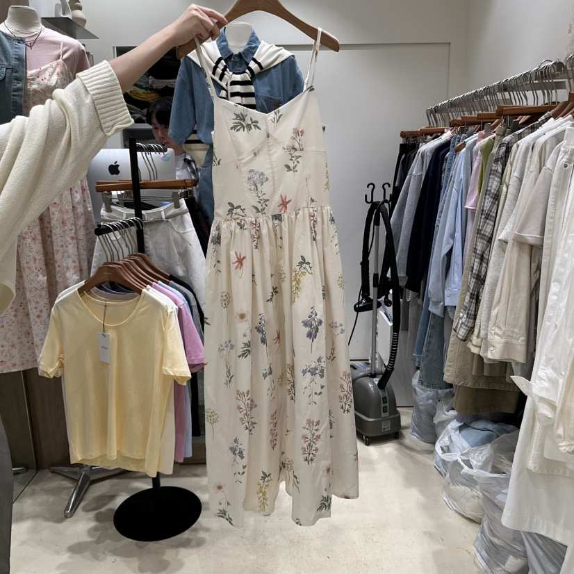 MELO韓國直郵㊣東大門實拍女裝新款時尚熱賣25春夏休閑連衣裙MELO連衣裙