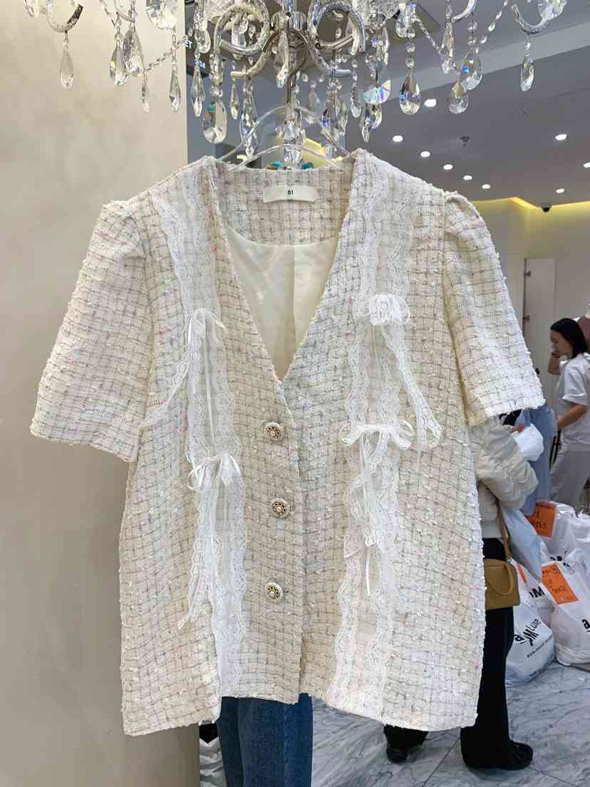 81 MARKET-L韓國㊣直郵東大門代購女裝新品推薦休閑人氣夾克81 MARKET-L夾克