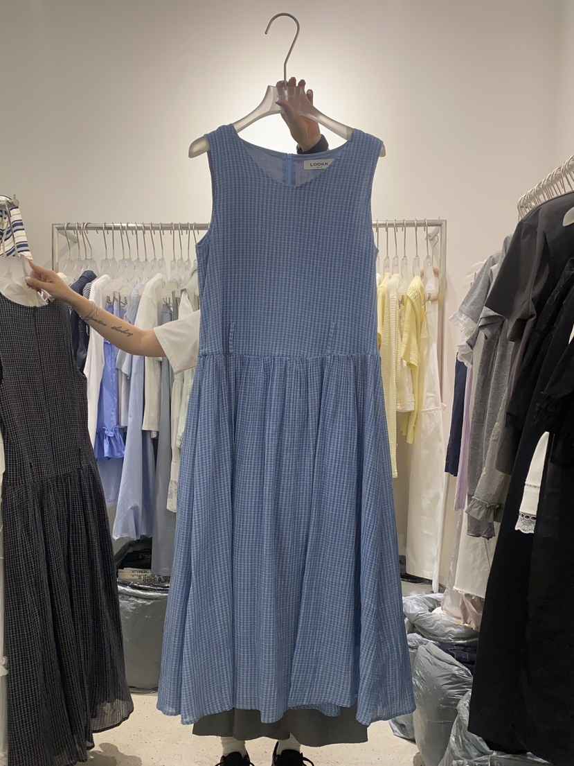 LOOKK韓國直郵㊣女裝新品人氣時尚推薦熱賣25春夏休閑長裙LOOKK長裙