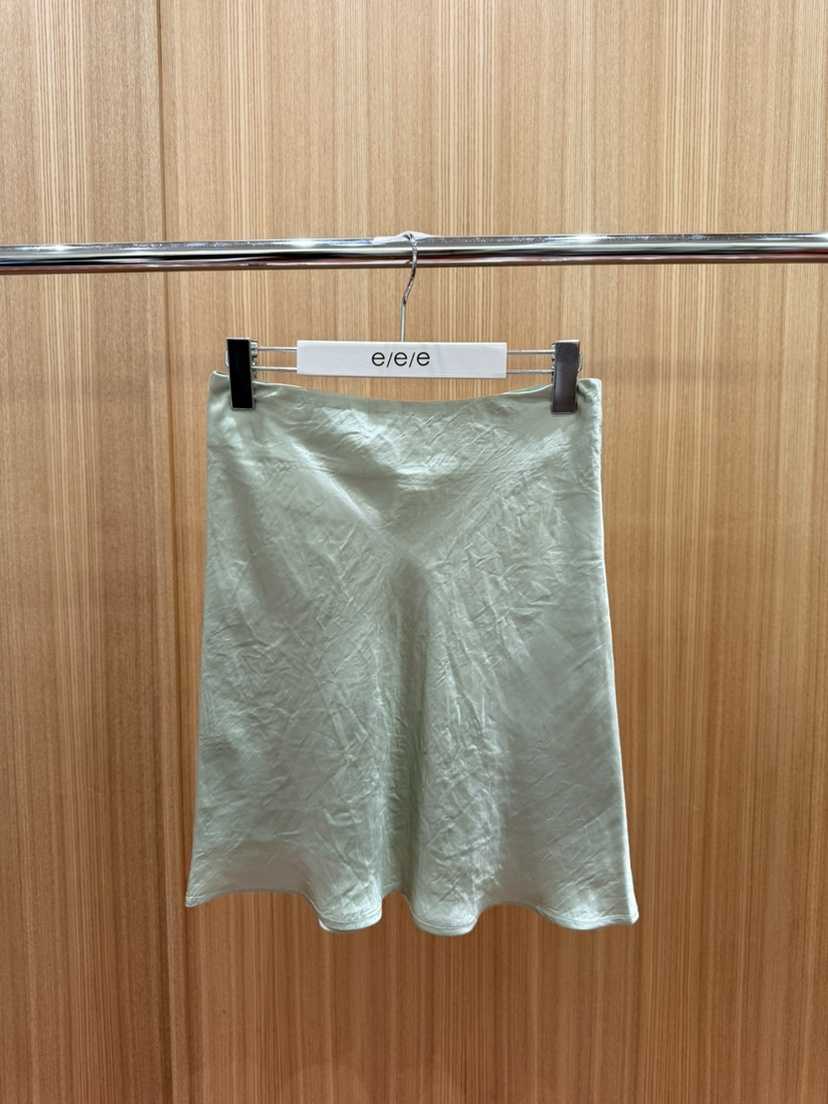 E/E/E直郵韓國代購㊣女裝新款時尚推薦25春夏休閑人氣短裙E/E/E短裙