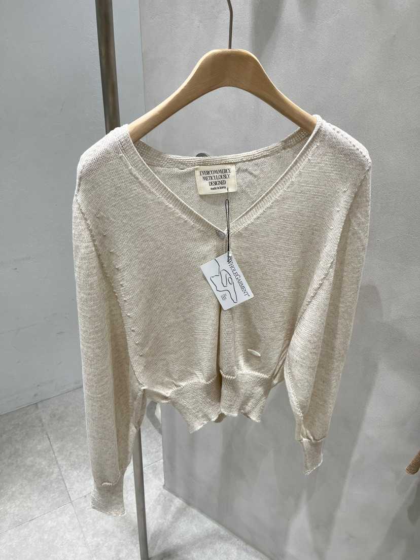 EVERCOMMERCE METICULOUSLY DESIGNED直郵韓國代購㊣女裝新品25春夏針織衫EVERCOMMERCE METICULOUSLY DESIGNED針織衫