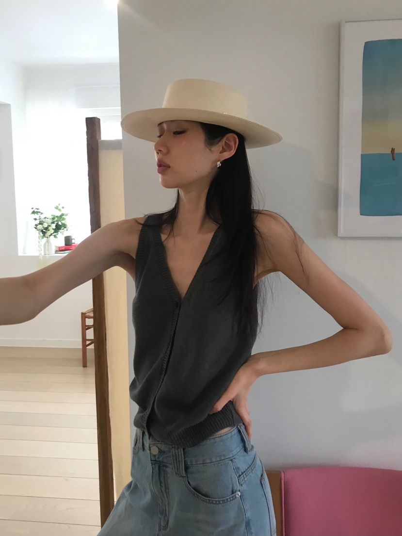ME MO韓國直郵㊣東大門實拍女裝新款熱賣25春夏時尚人氣馬甲ME MO馬甲