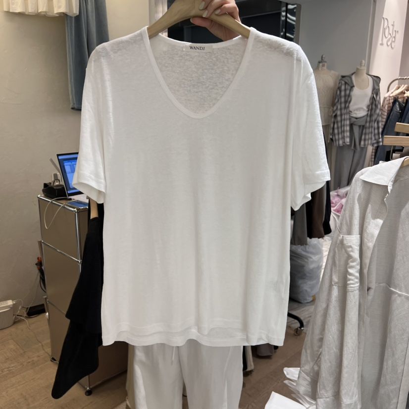 W AND J韓國直郵㊣東大門實拍女裝新品熱賣人氣推薦T恤V領W AND JT恤