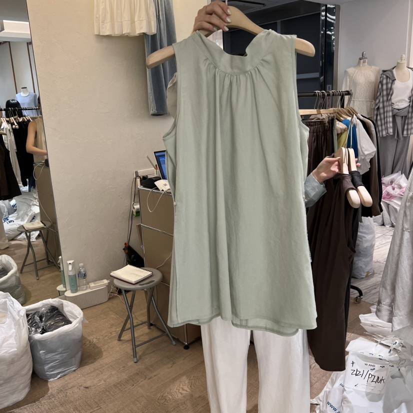W AND J韓國直郵㊣女裝新款推薦時尚休閑熱賣吊帶背心奶油色W AND J吊帶/背心